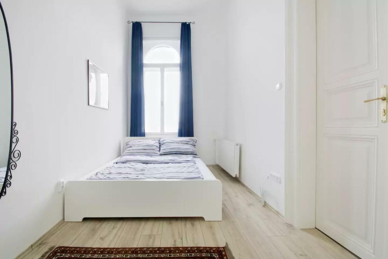 Apartment Andrassy Budapest Exteriör bild
