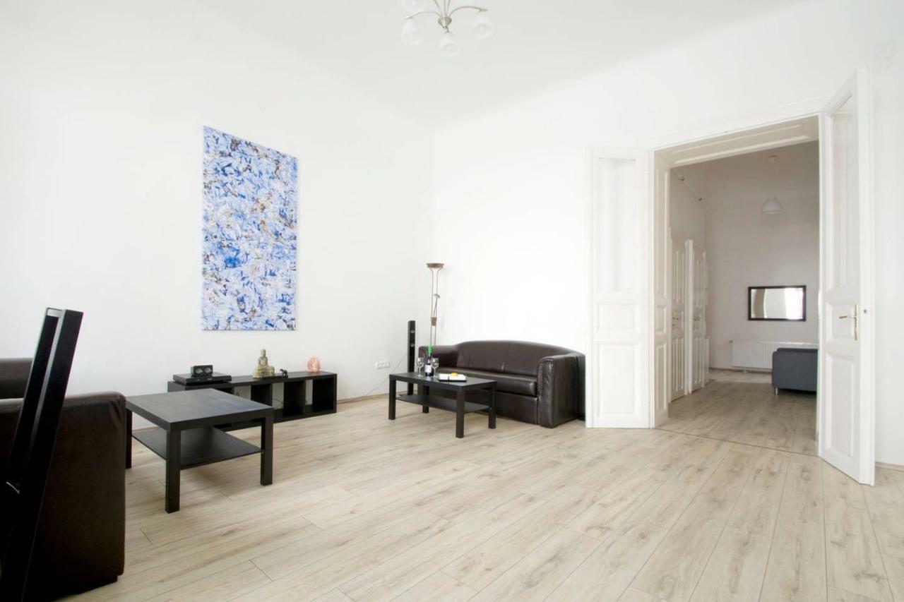 Apartment Andrassy Budapest Exteriör bild