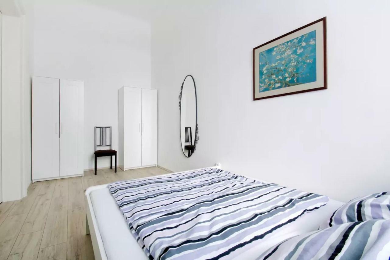 Apartment Andrassy Budapest Exteriör bild